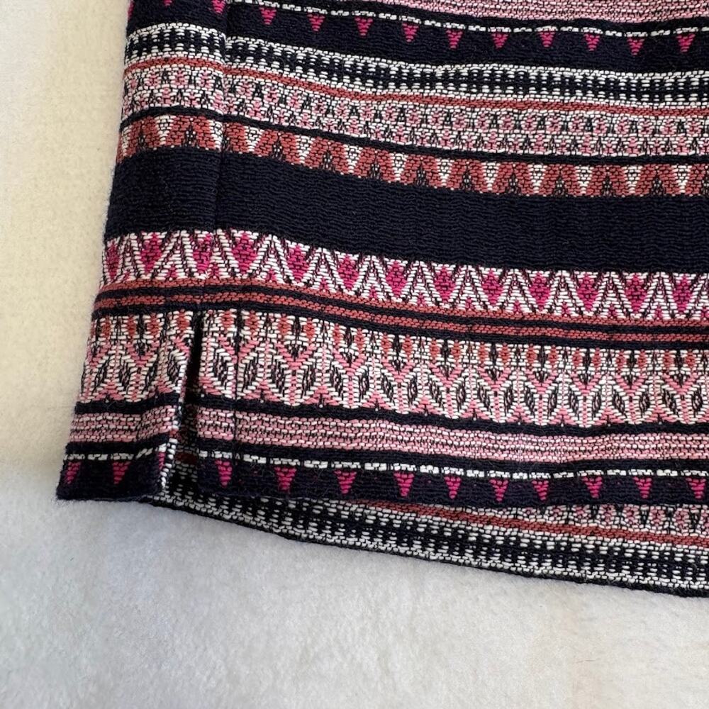LOFT Jacquard Knit Riviera Shorts(2) Navy Aztec Pink Geometric Pattern Size 10 - Picture 5 of 16